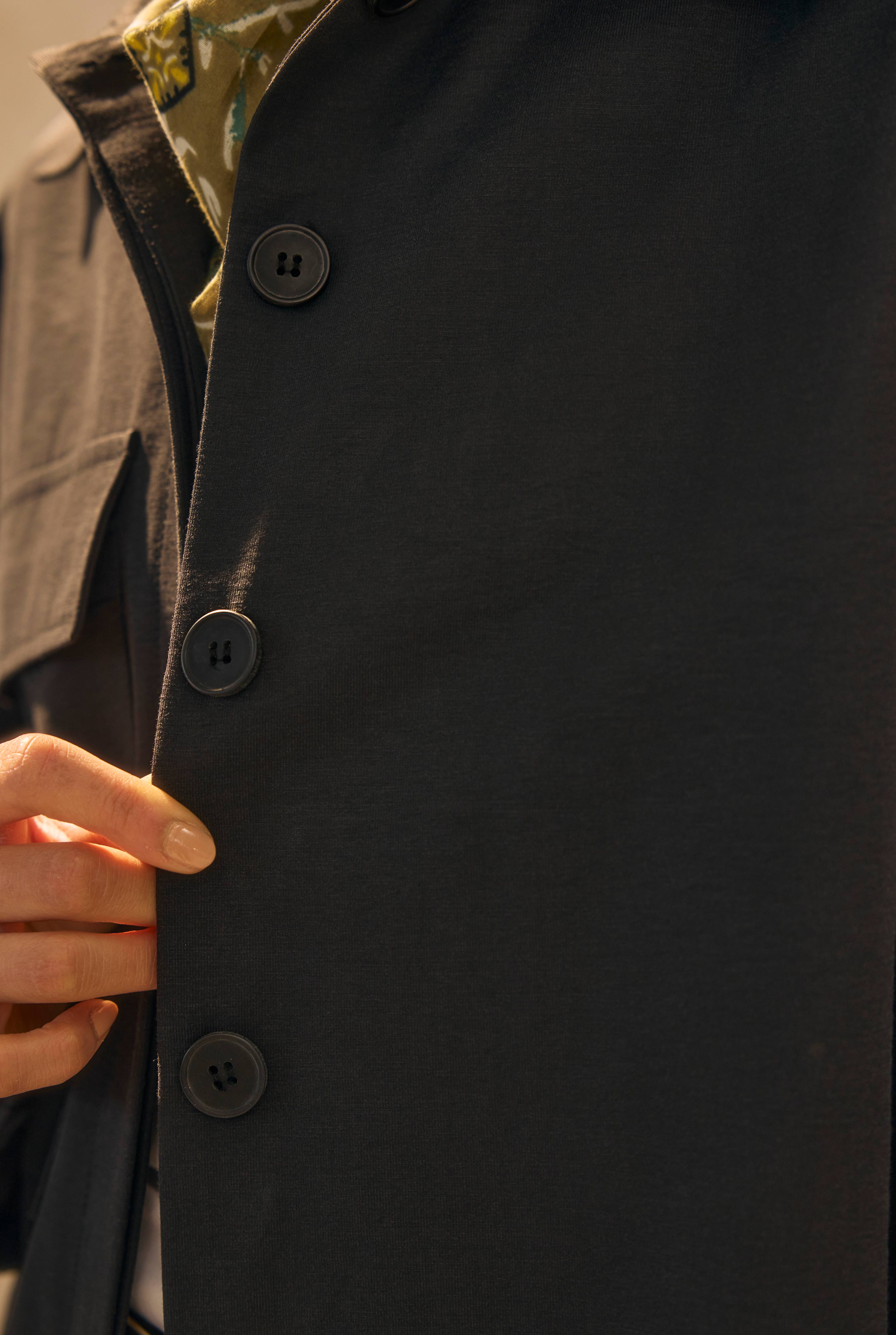 Single Pocket Detailed Long Trenchcoat Black - 4