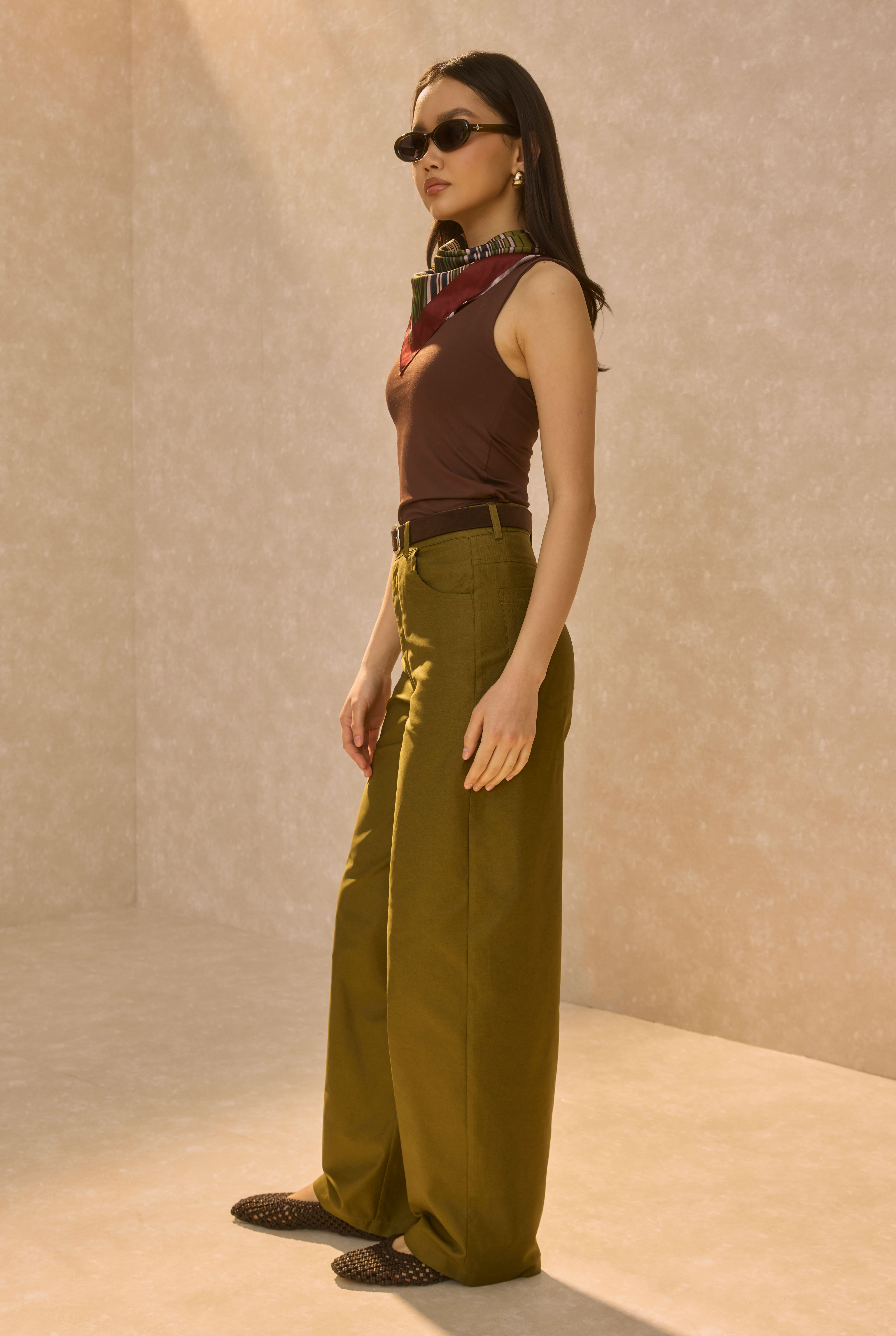 Gabardine Barrel Trousers Oil Green - 4