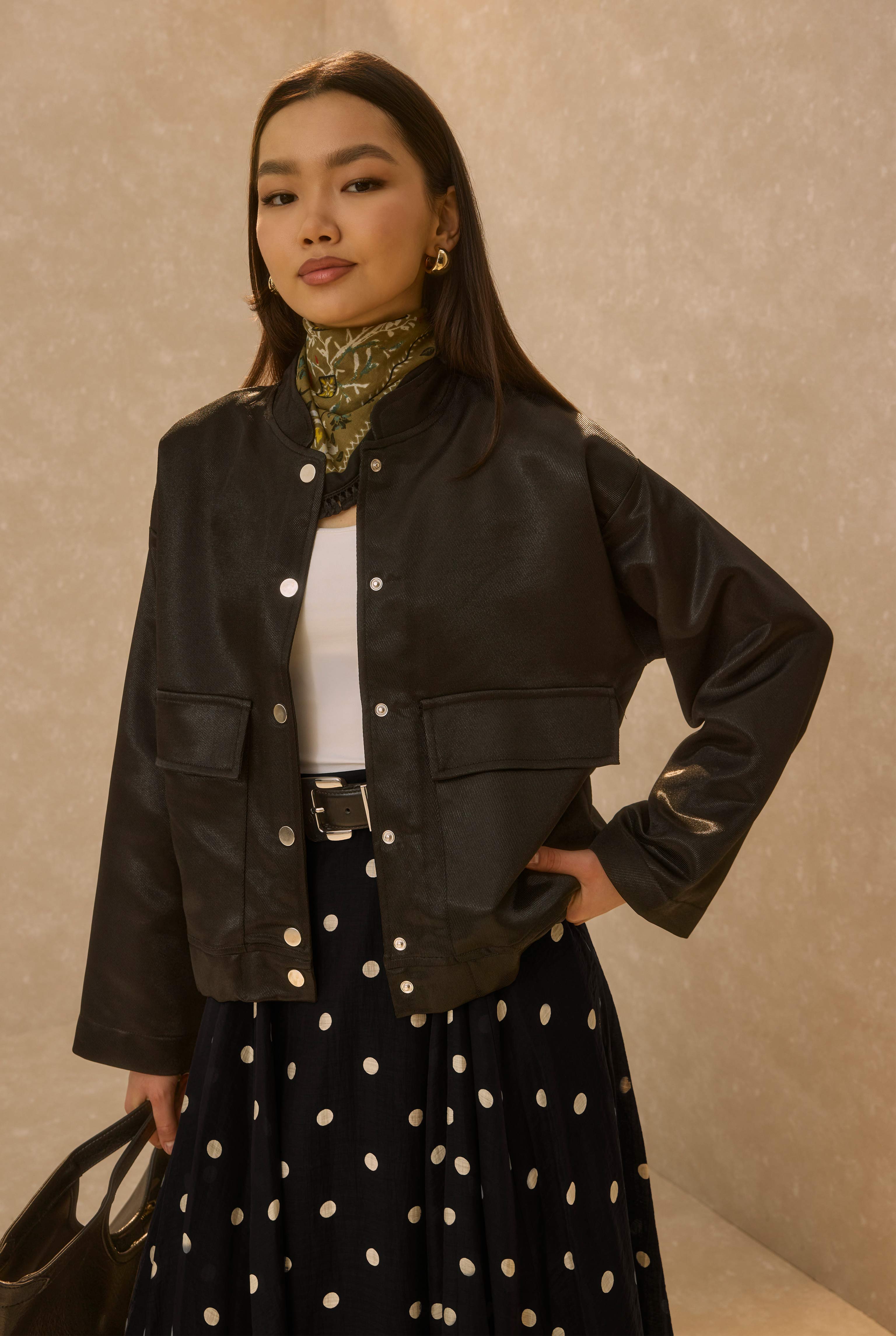 Brooch Detailed Bomber Jacket Black - HE-QA