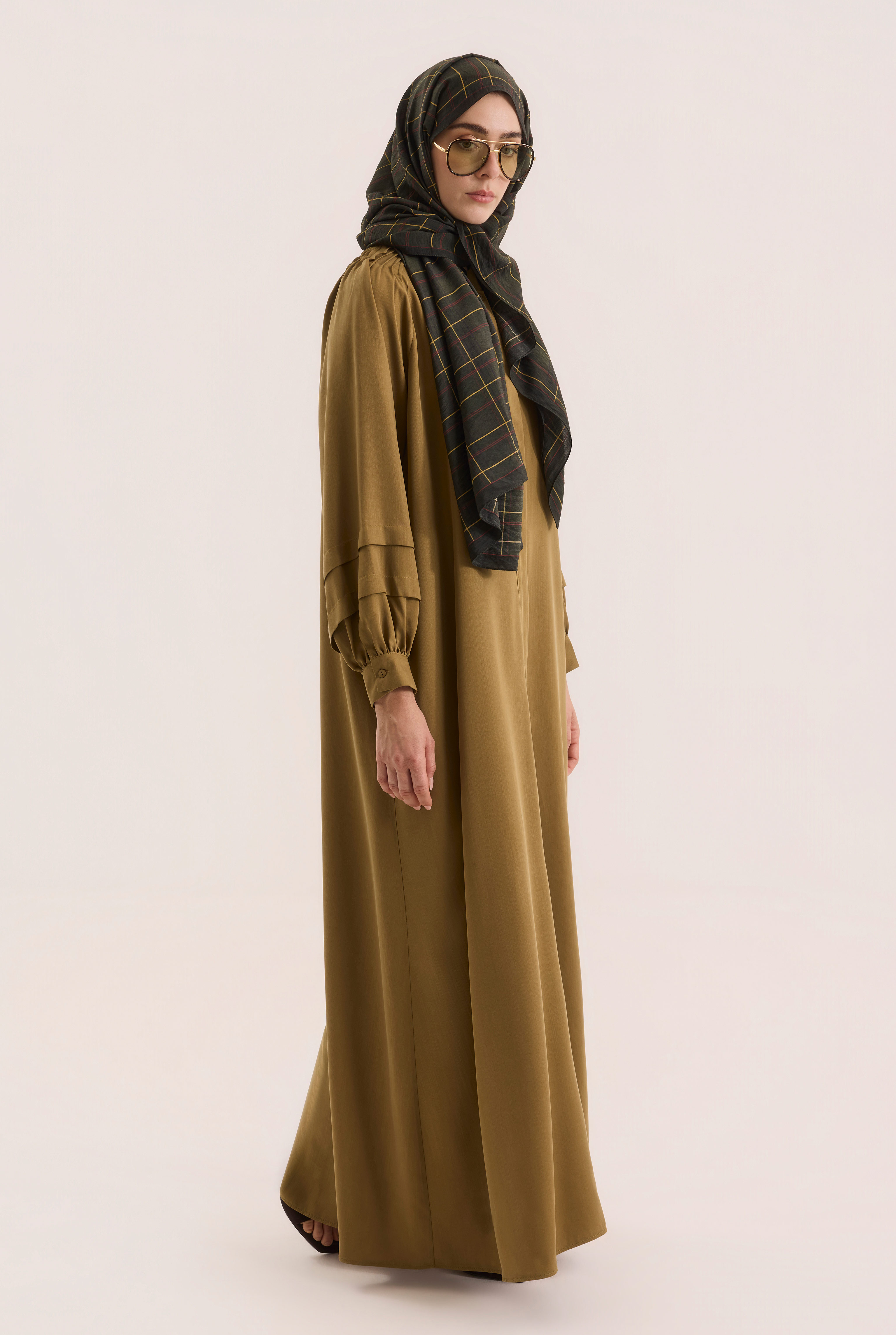 Shoulder Ruched Lyocell Abaya Oil Green - 1