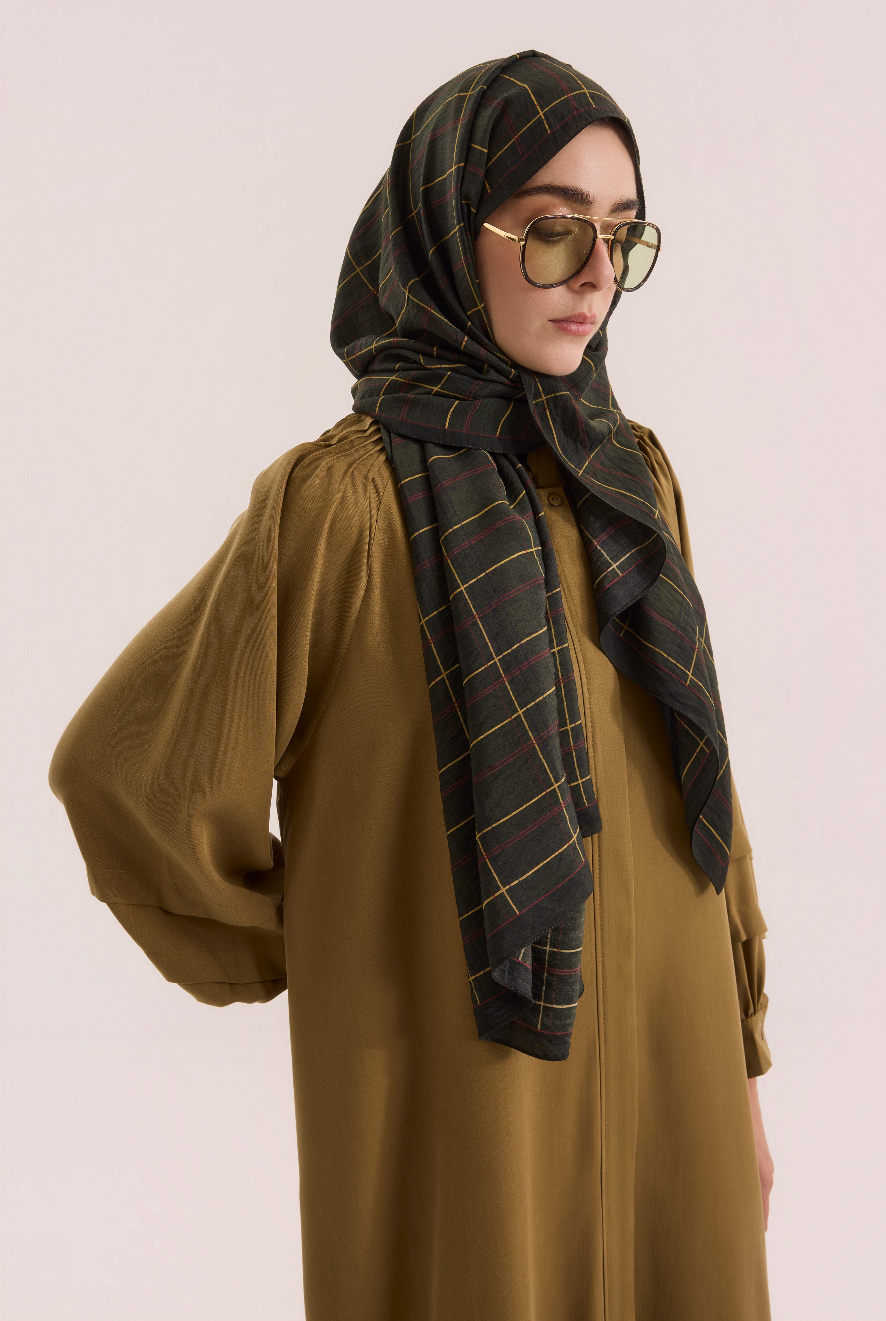 Shoulder Ruched Lyocell Abaya Oil Green - 2