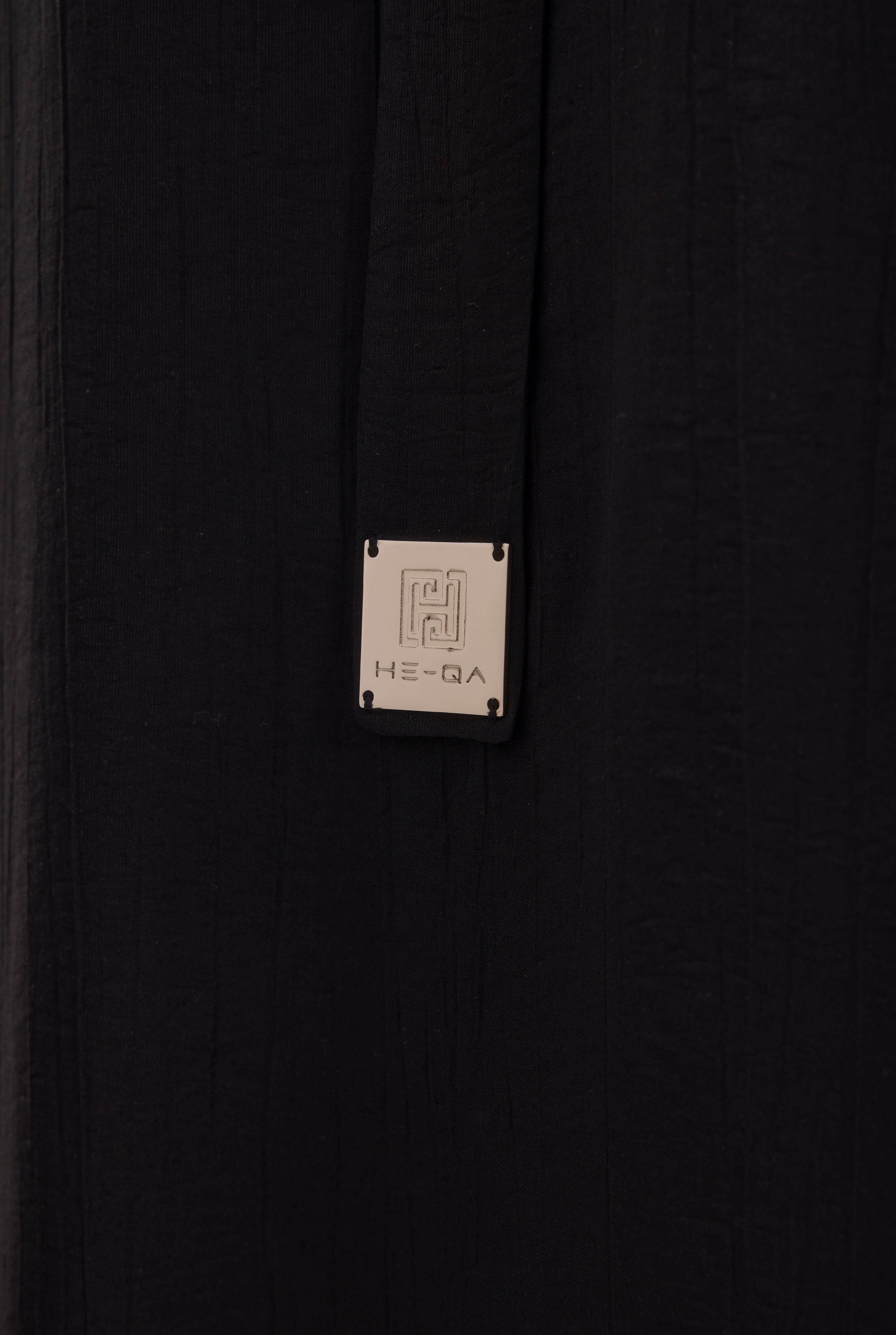 Aller Detailed Abaya Black - 4