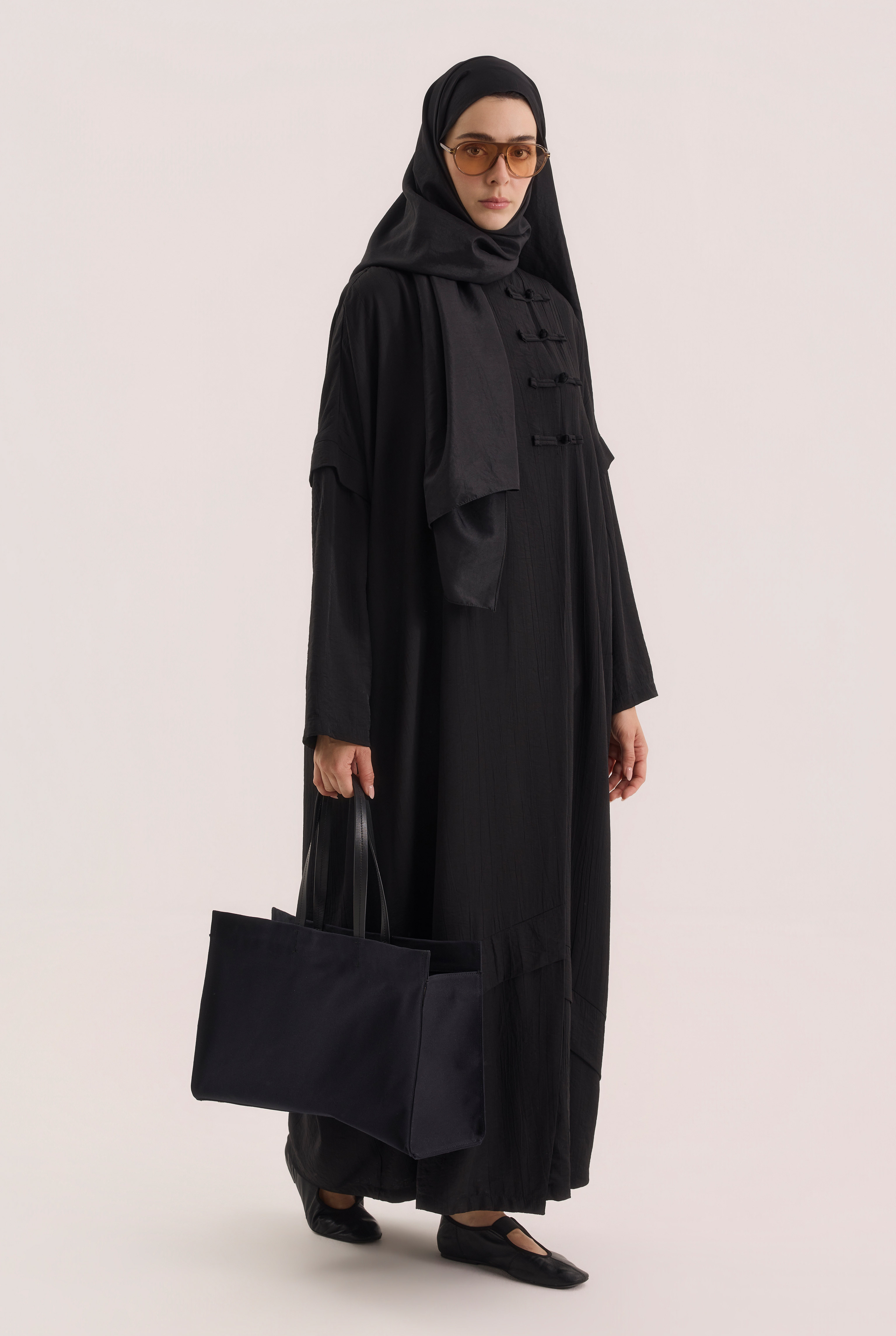Aller Detailed Abaya Black - 1