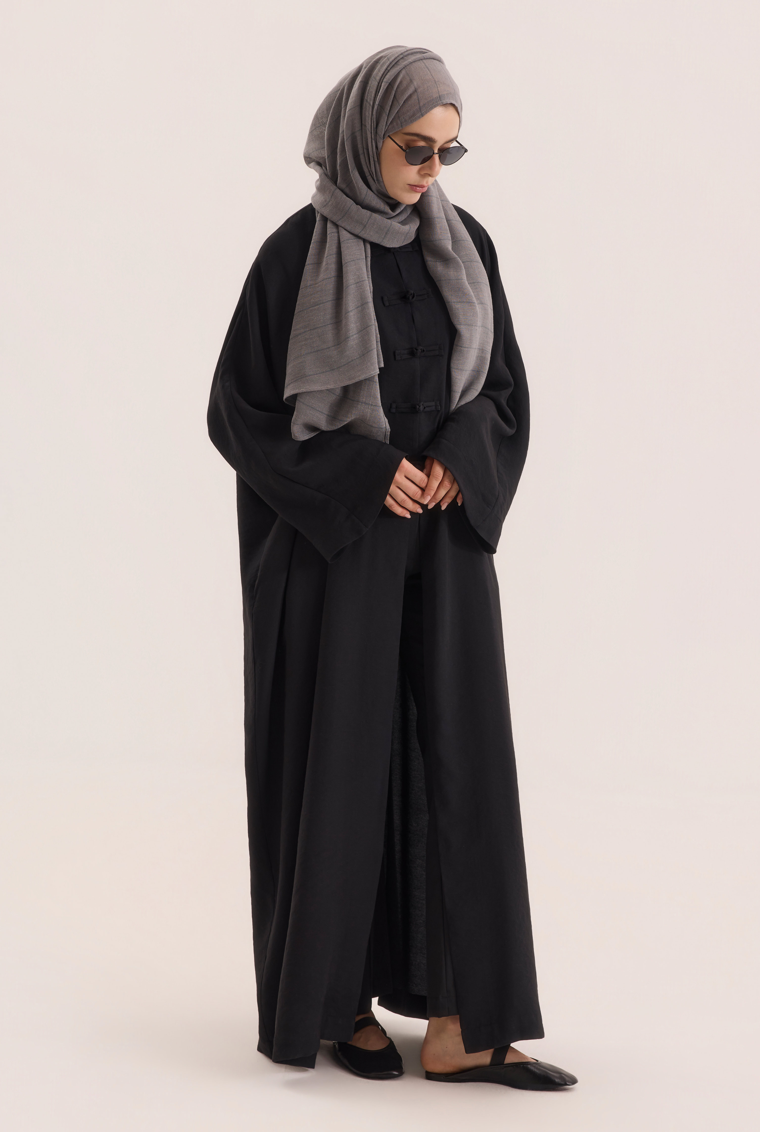 Chinese Button Abaya Black - 3