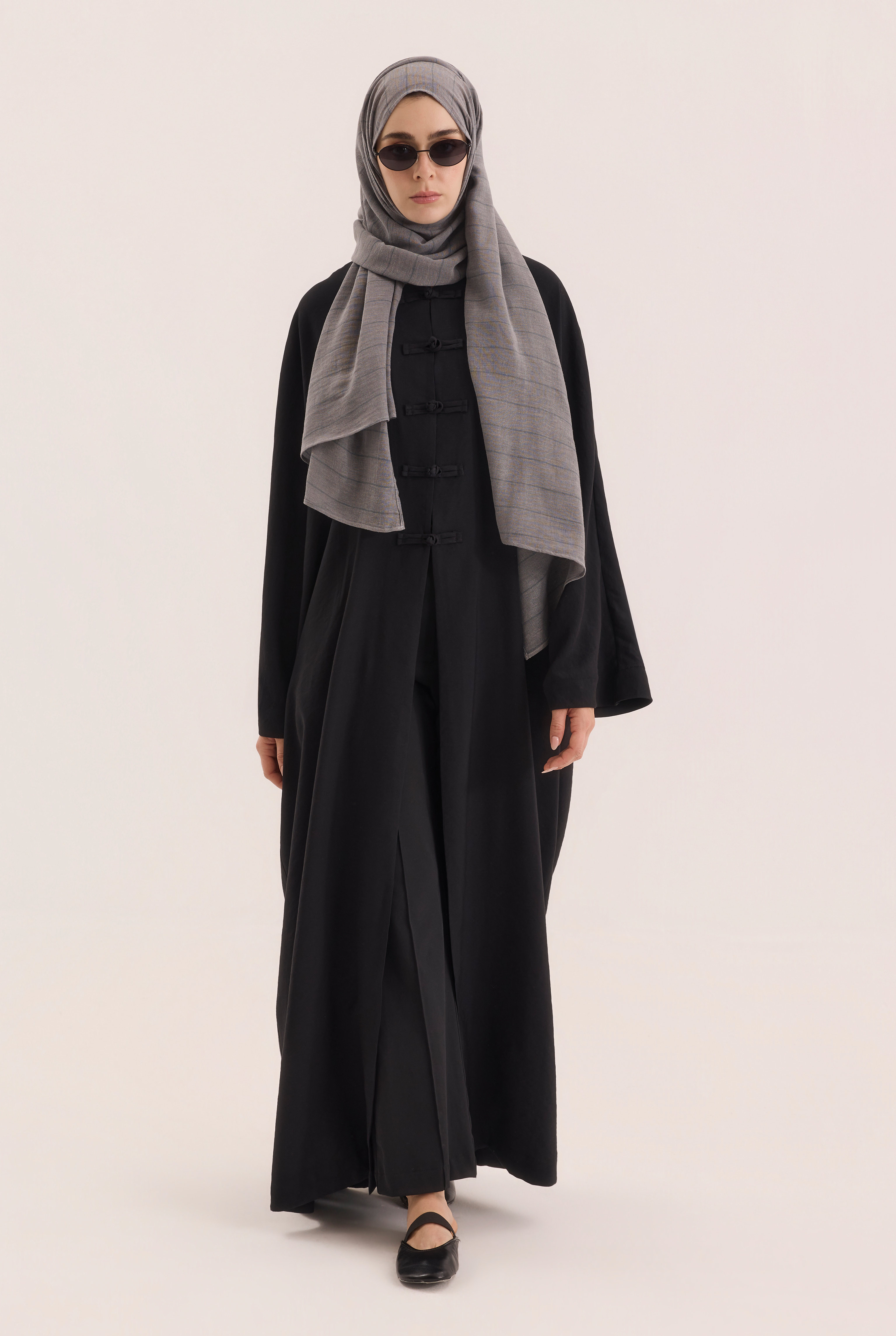 Chinese Button Abaya Black - 1