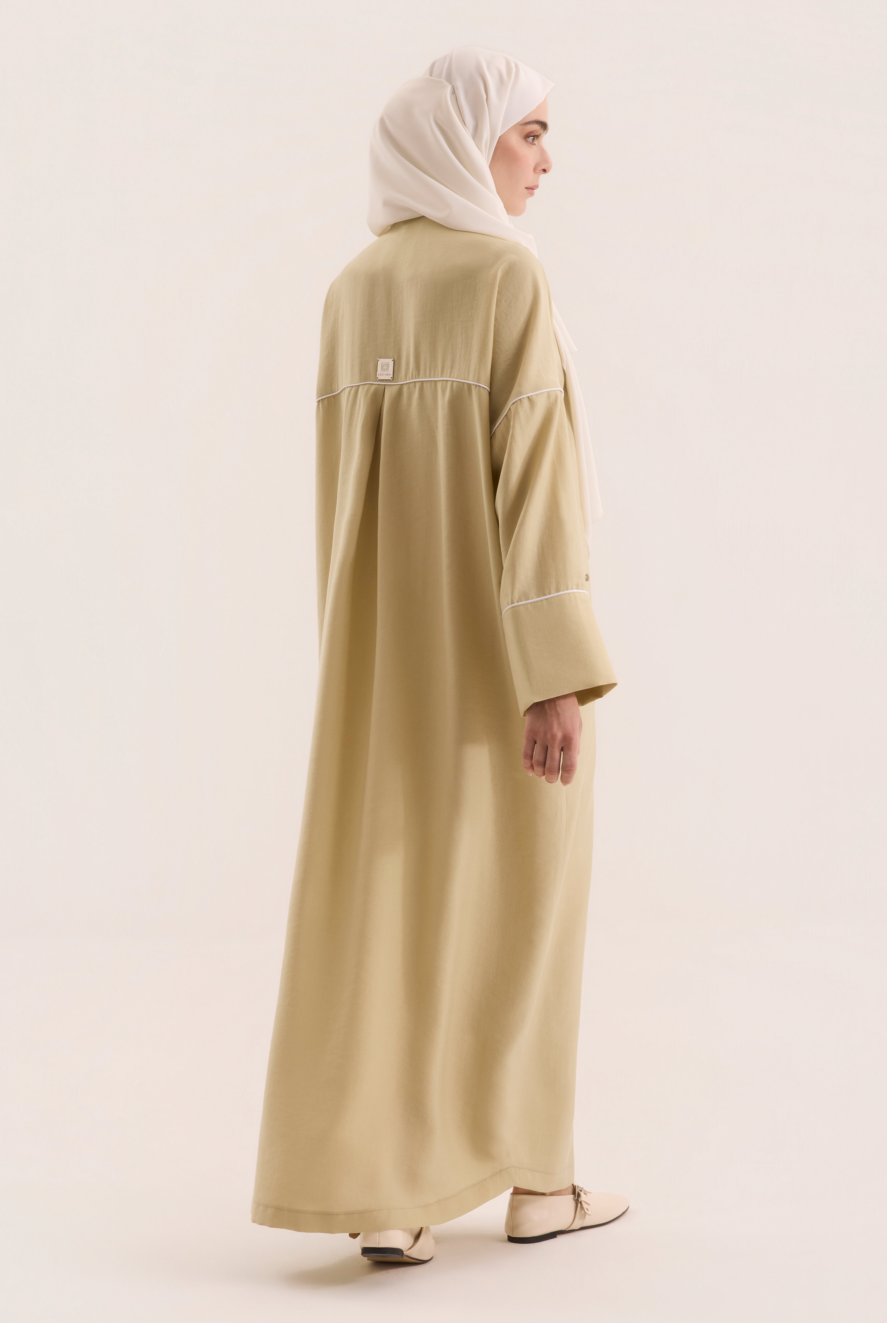 Piping Detailed Abaya Honey - 8