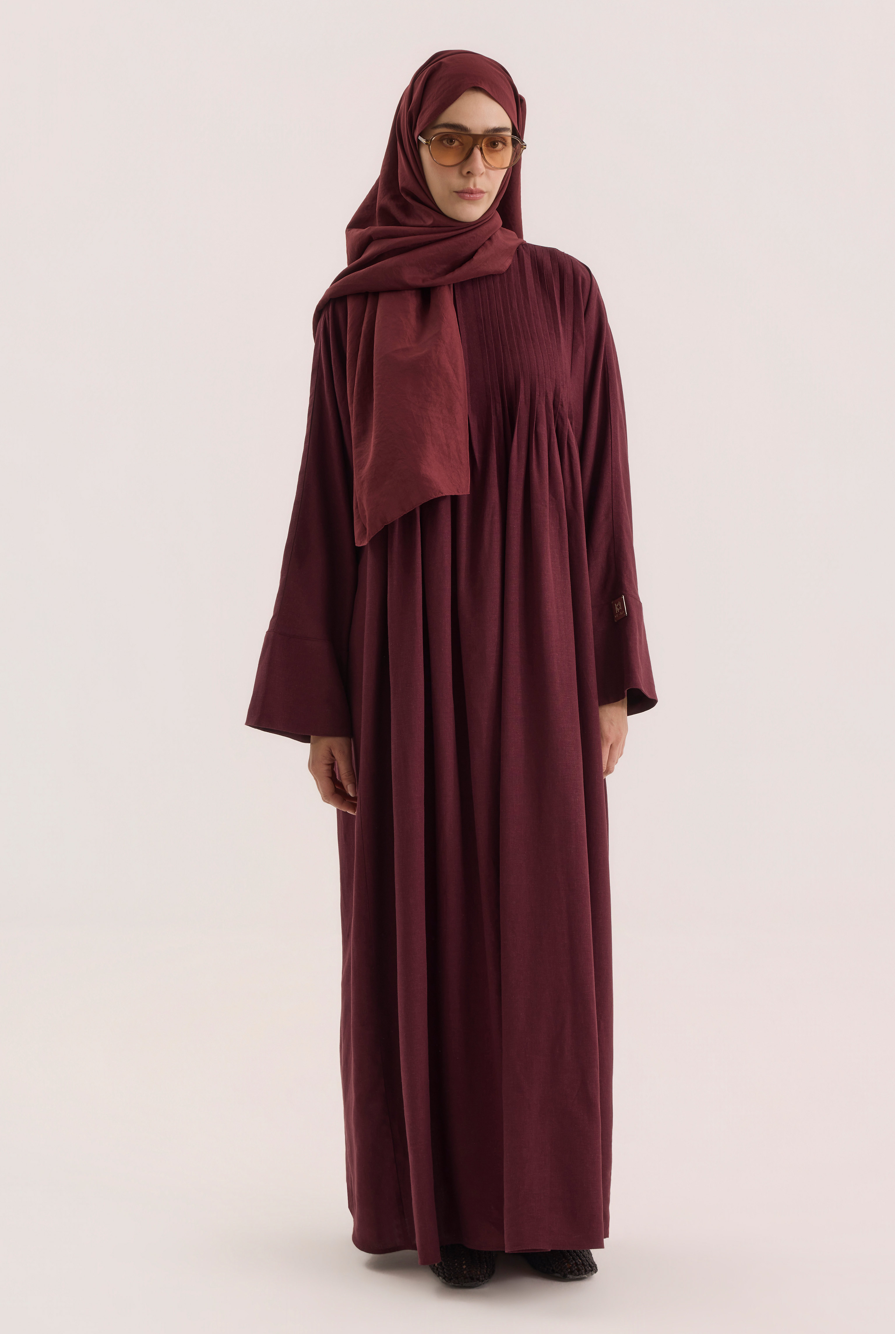Pintuck Detailed Linen Abaya Bordeaux - 1