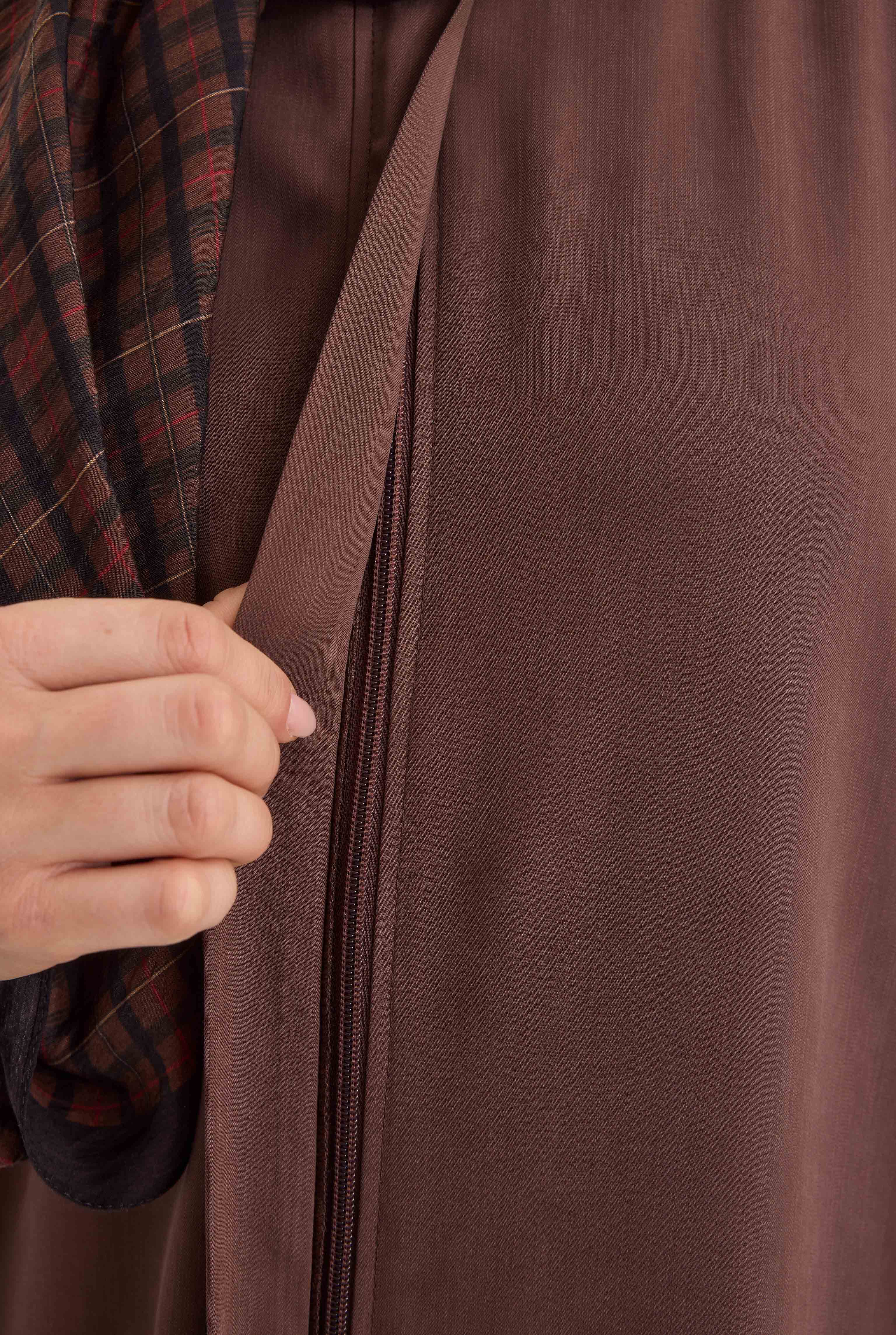 Shoulder Ruched Lyocell Abaya Dark Brown - 4