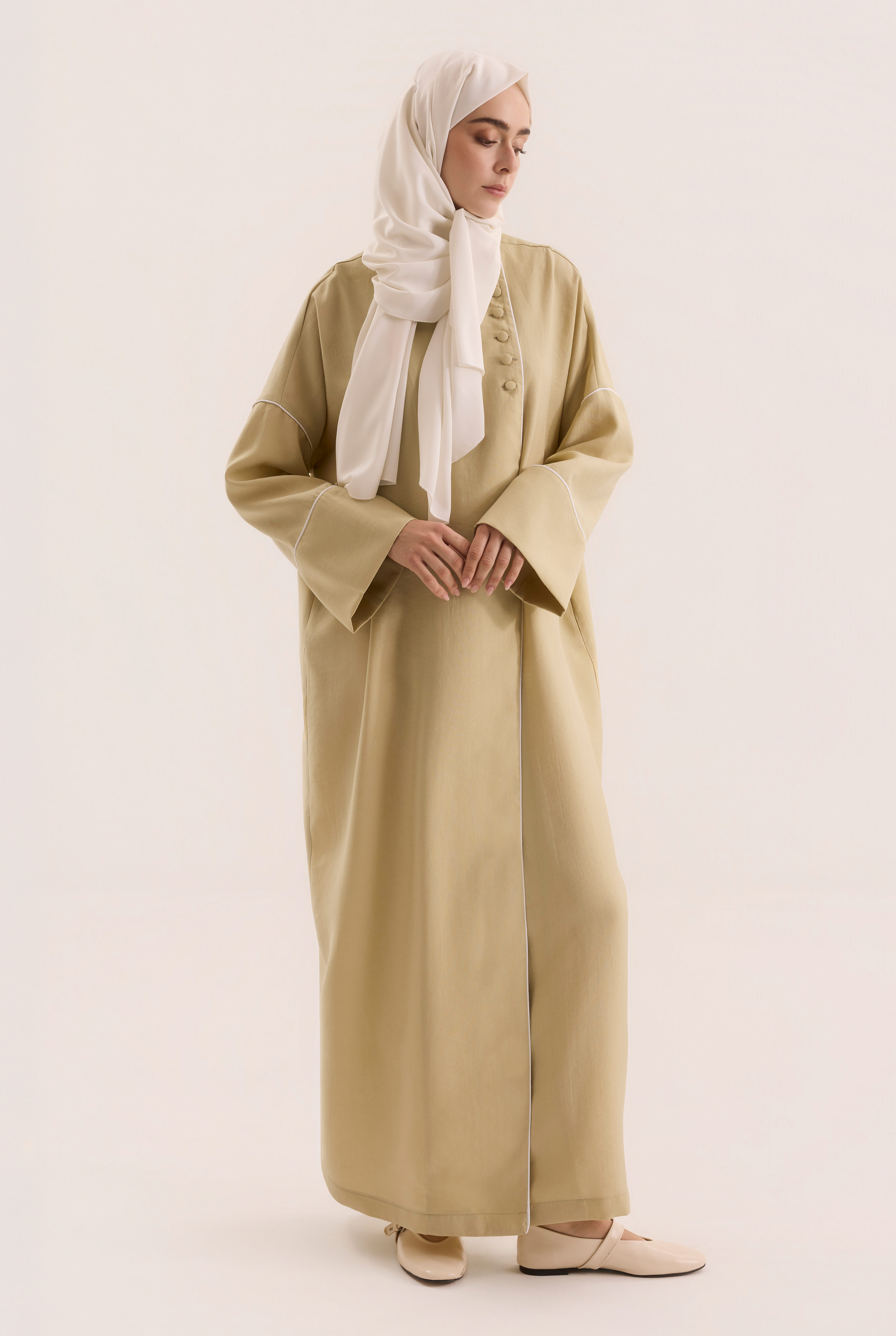 Piping Detailed Abaya Honey - 1