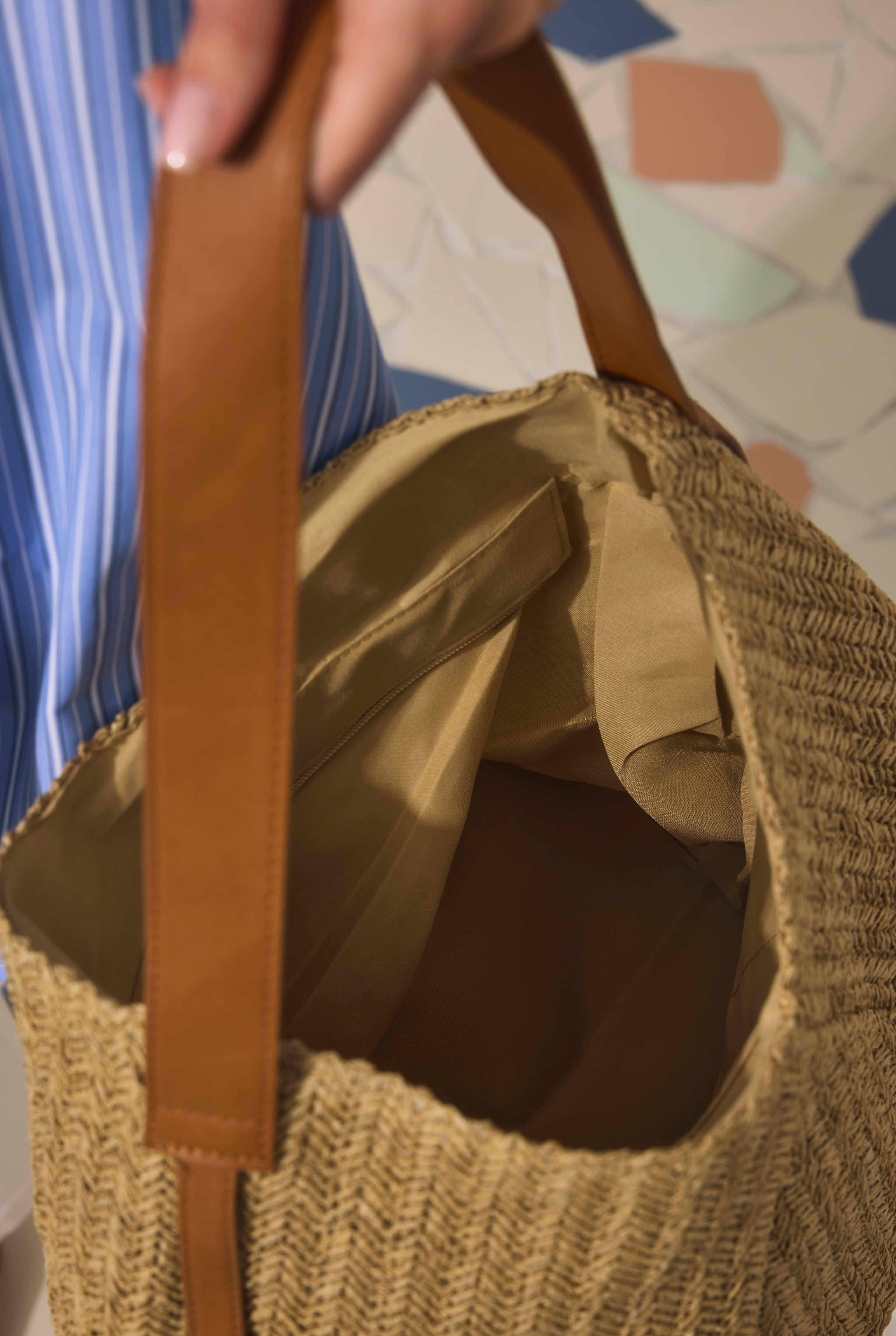 Straw Tote Bag Camel - 4
