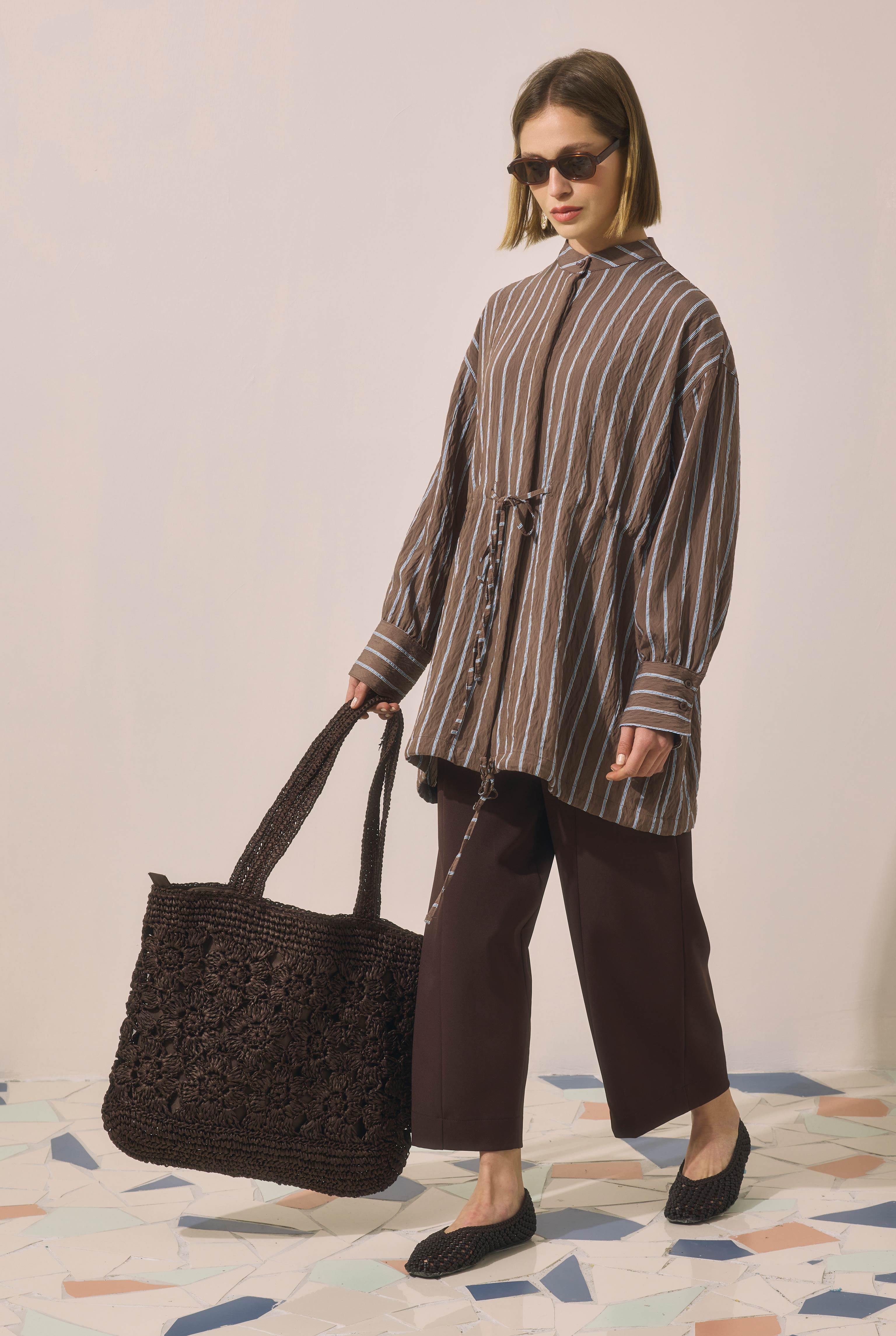Flower Motif Straw Bag Brown - 7