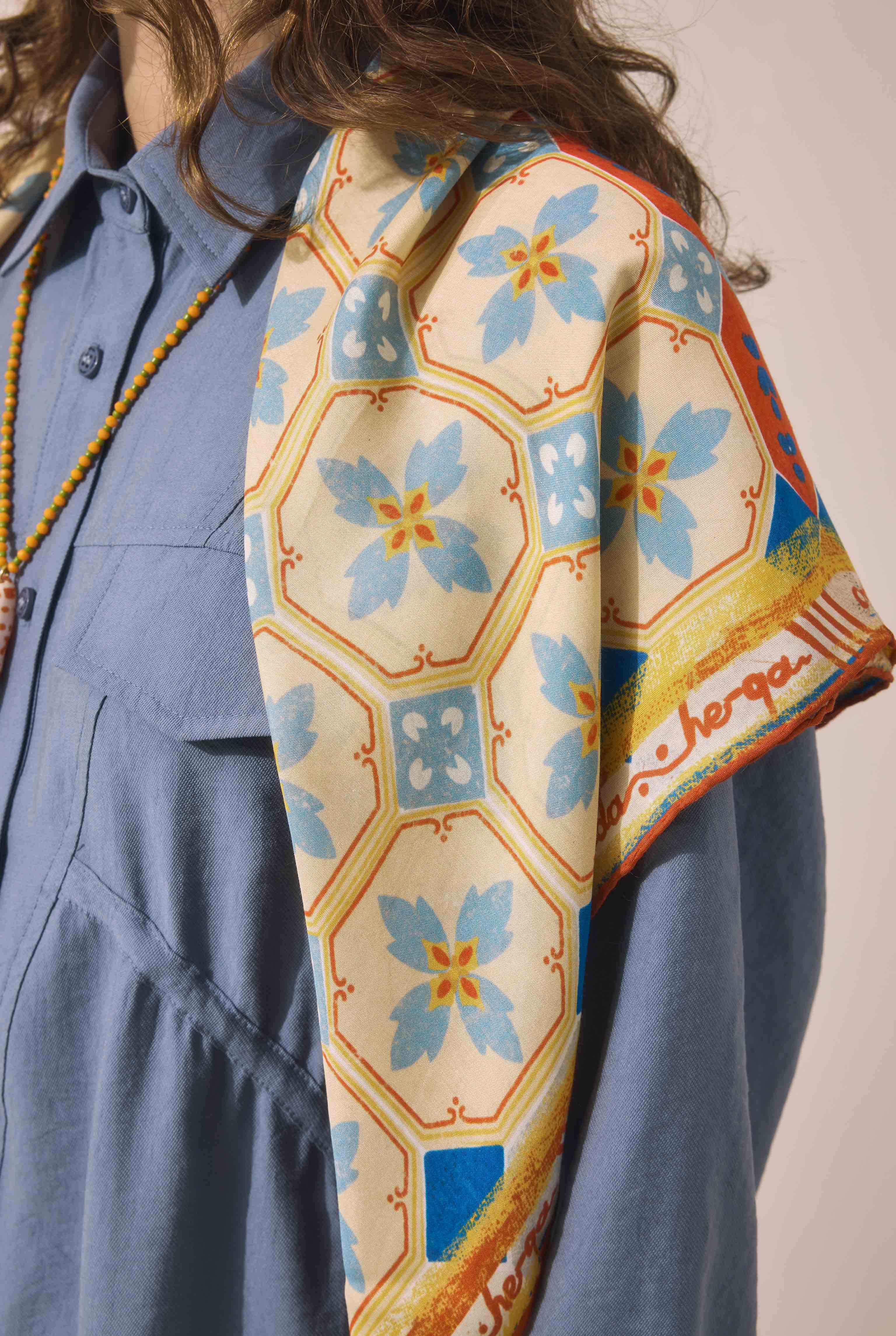 Azulejo Scarf Blue - 2