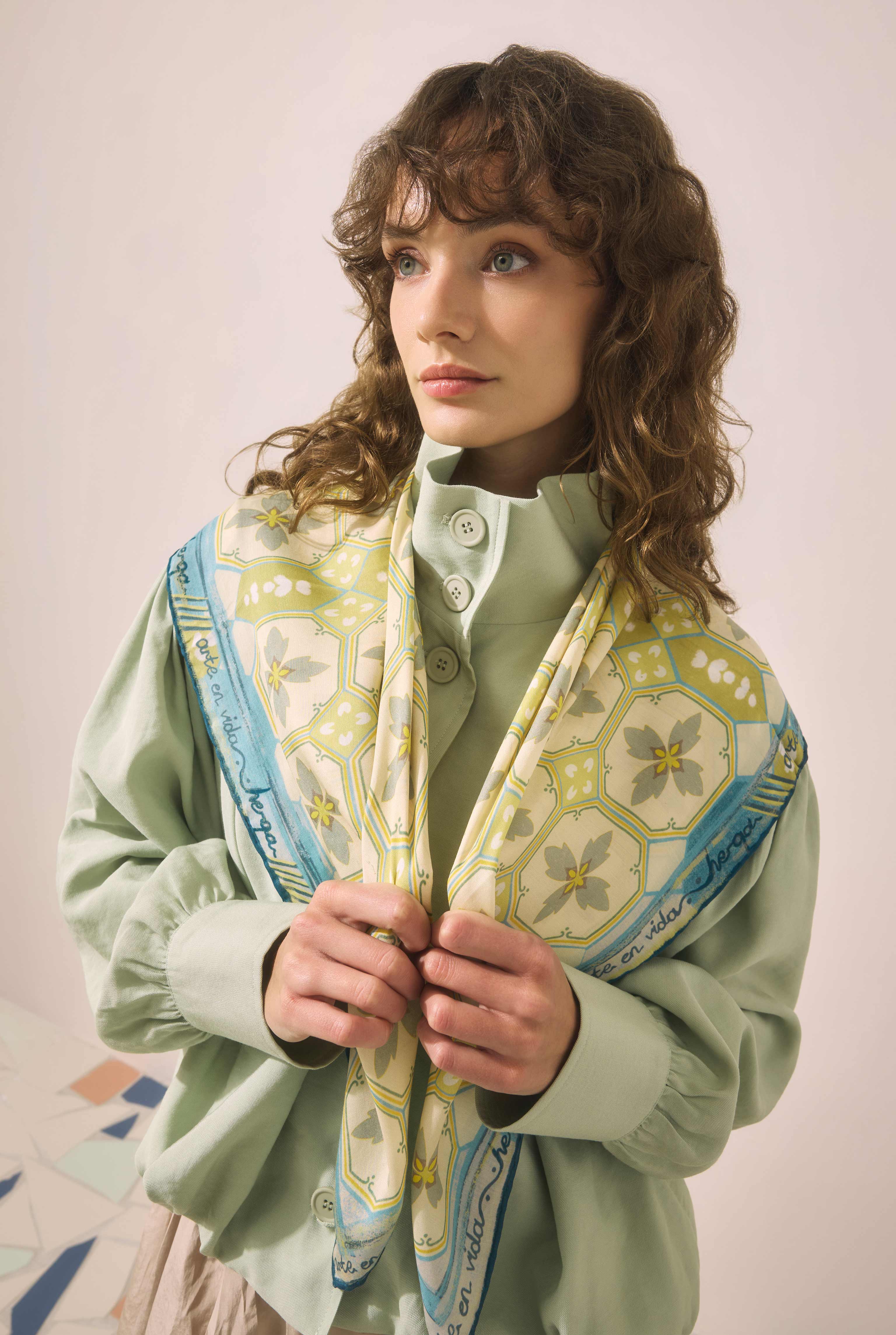 Azulejo Scarf Sage Green - HE-QA