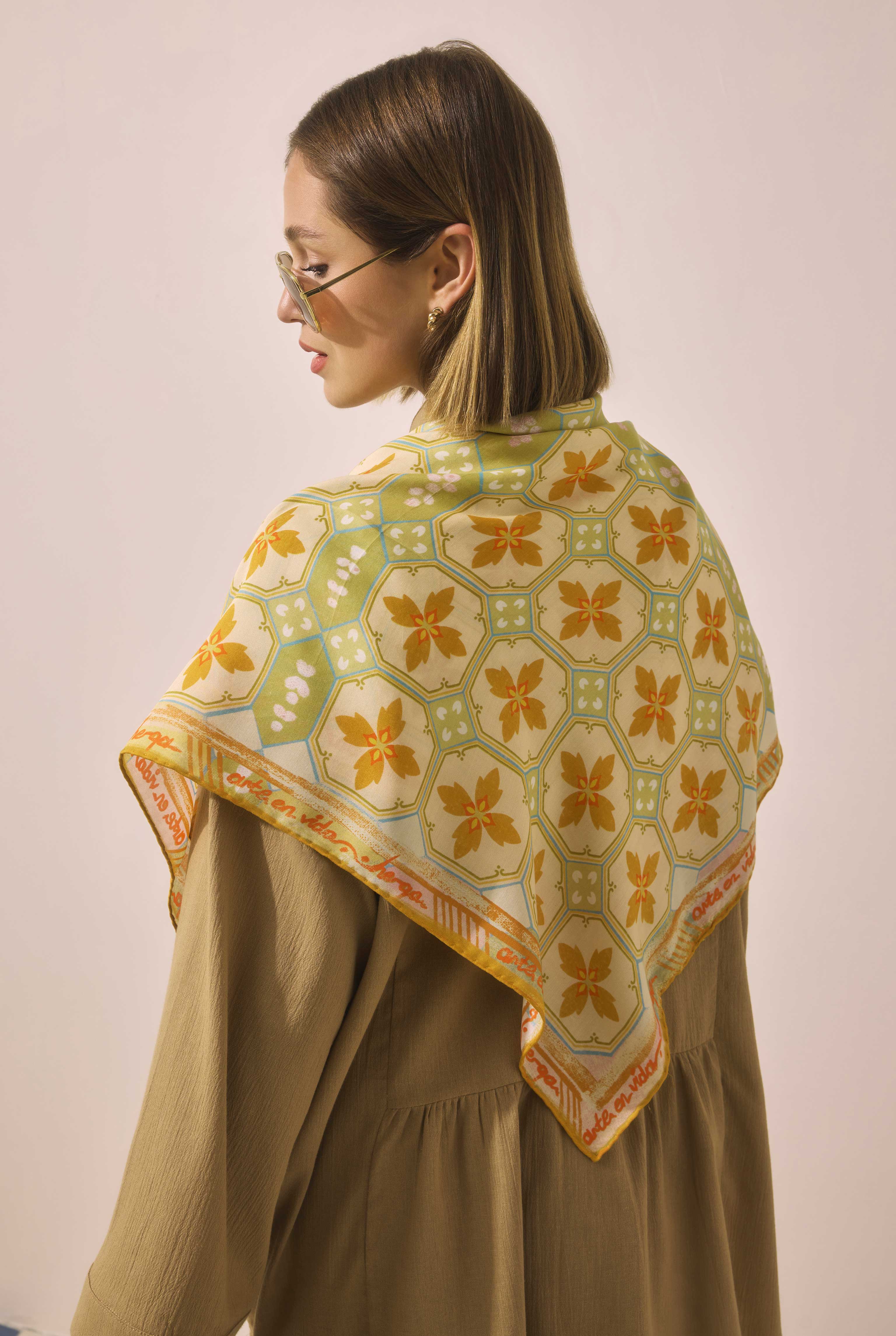 Azulejo Scarf Salmon - 2