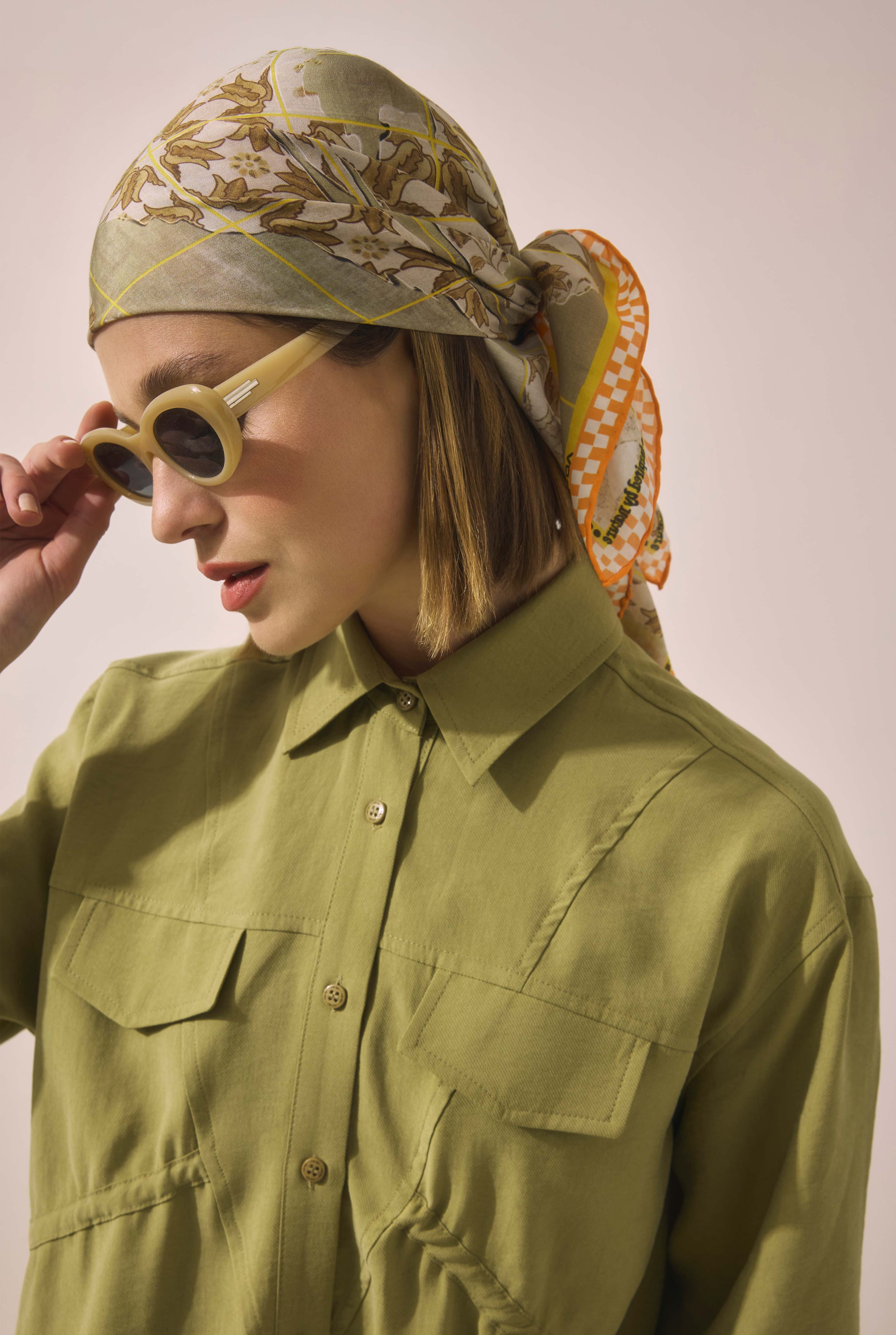 Flor Fragmenta Neckerchief Sage Green - 1