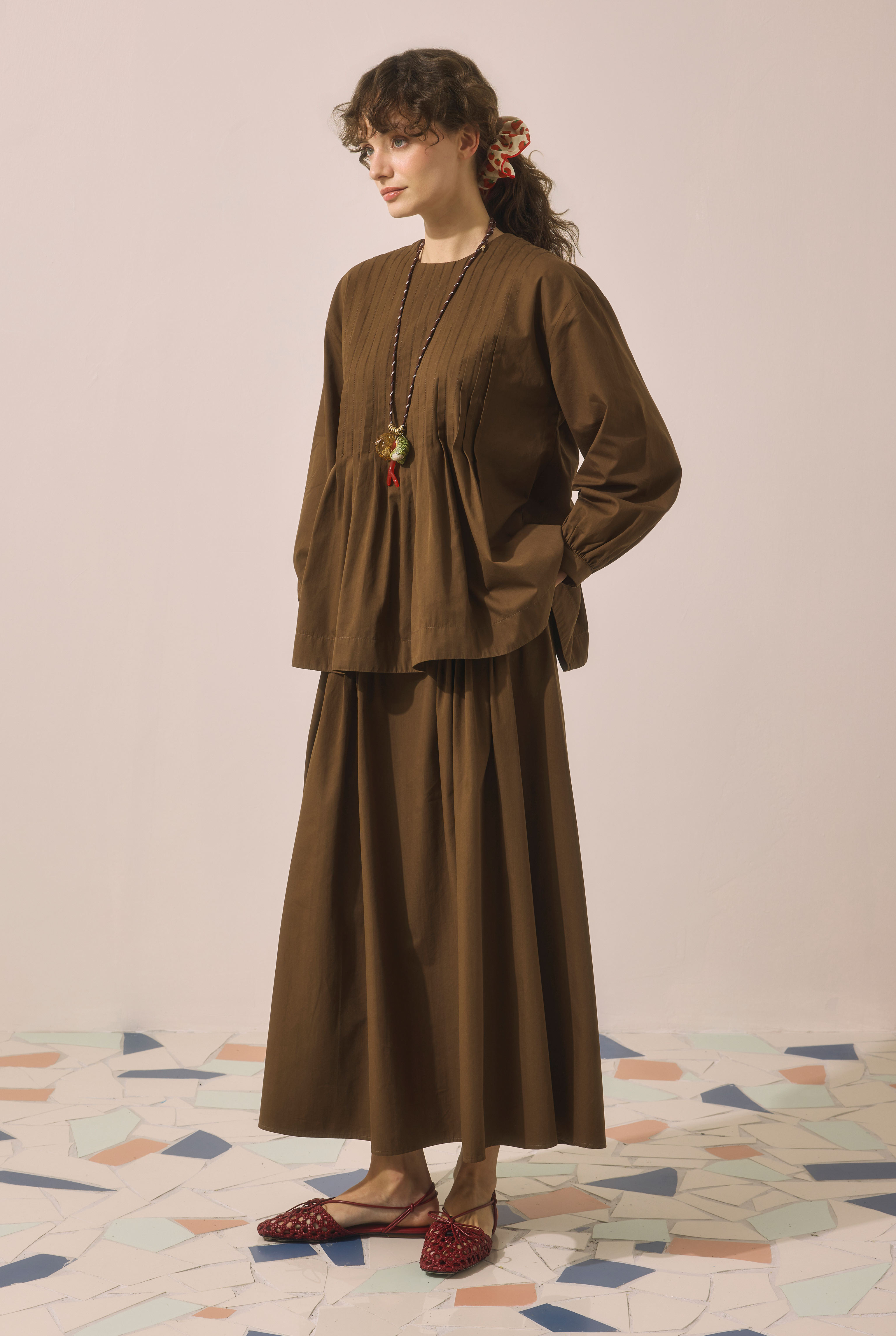 Pintuck Detailed Set Brown - 2