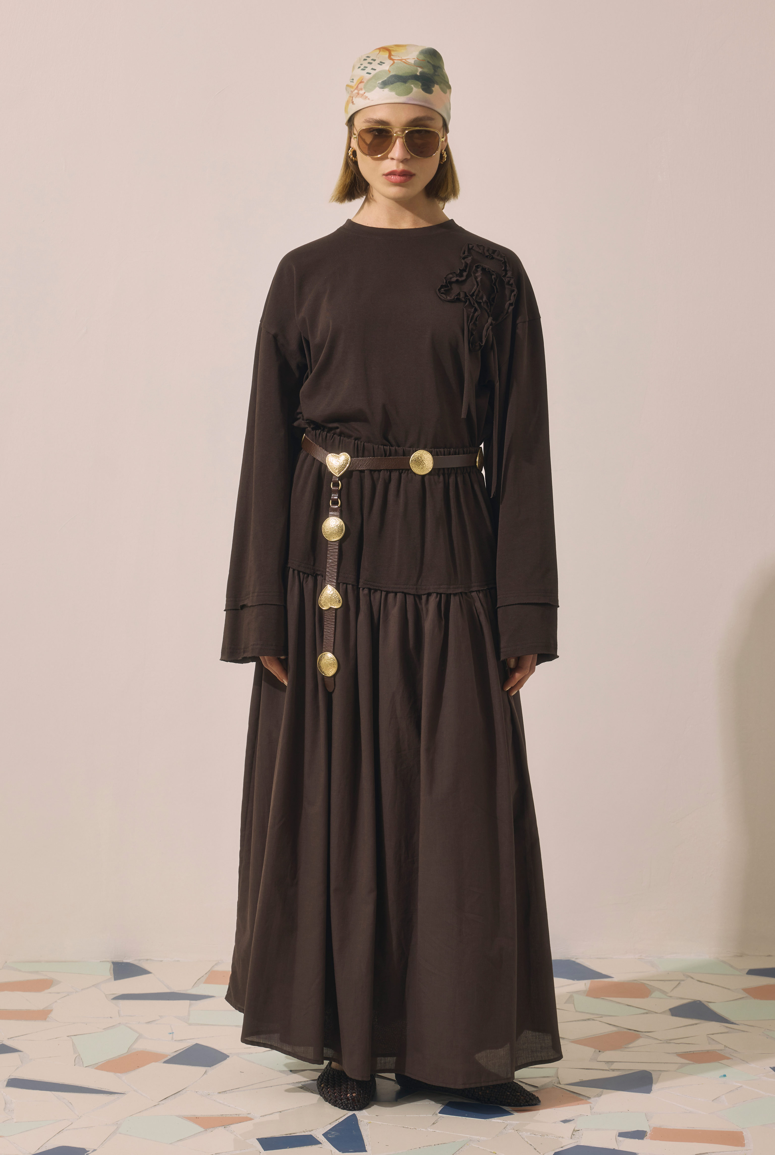 Embossed Embroidered Sweatshirt Brown - 2