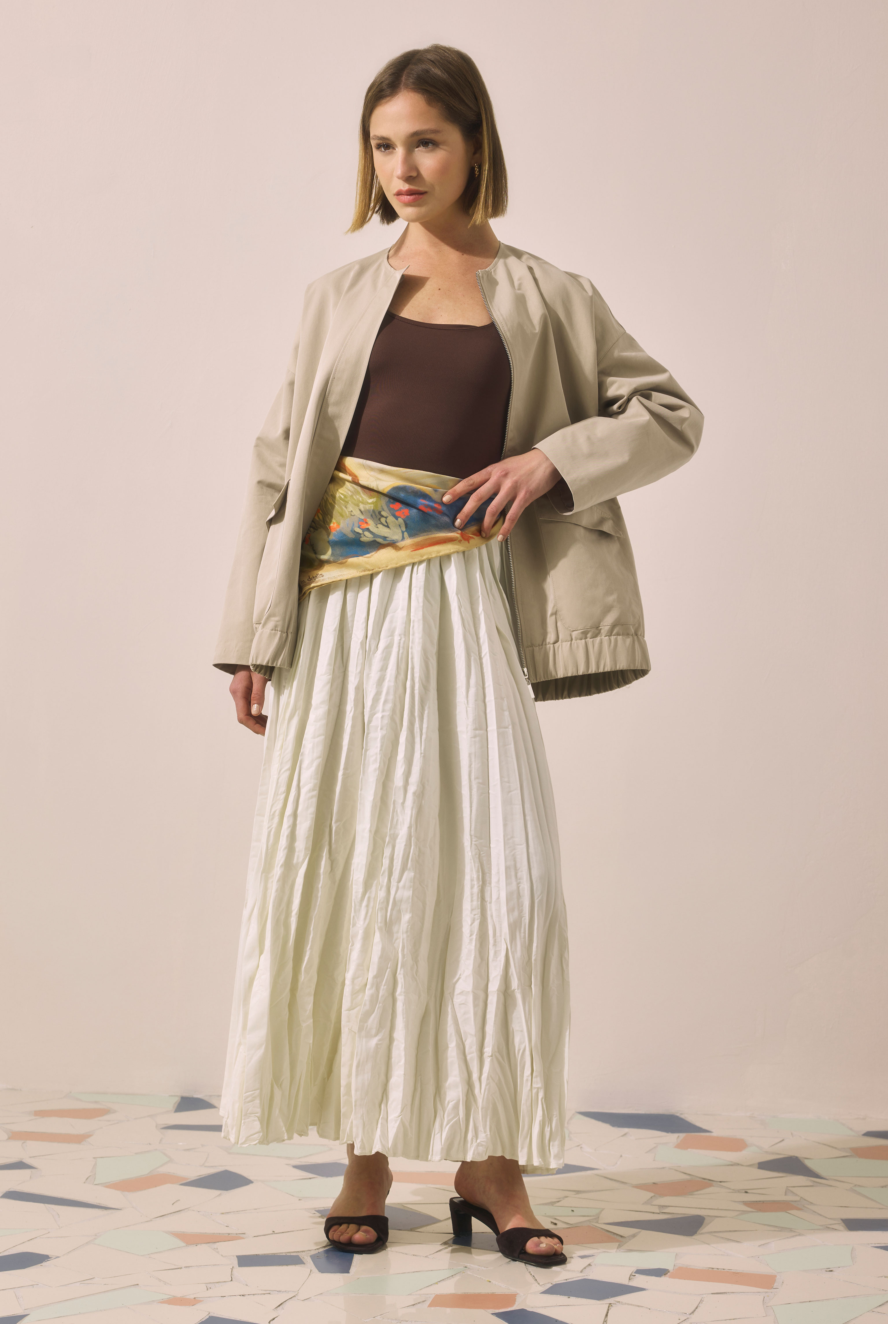 Wrinkled Seasonal Skirt Ecru - HE-QA