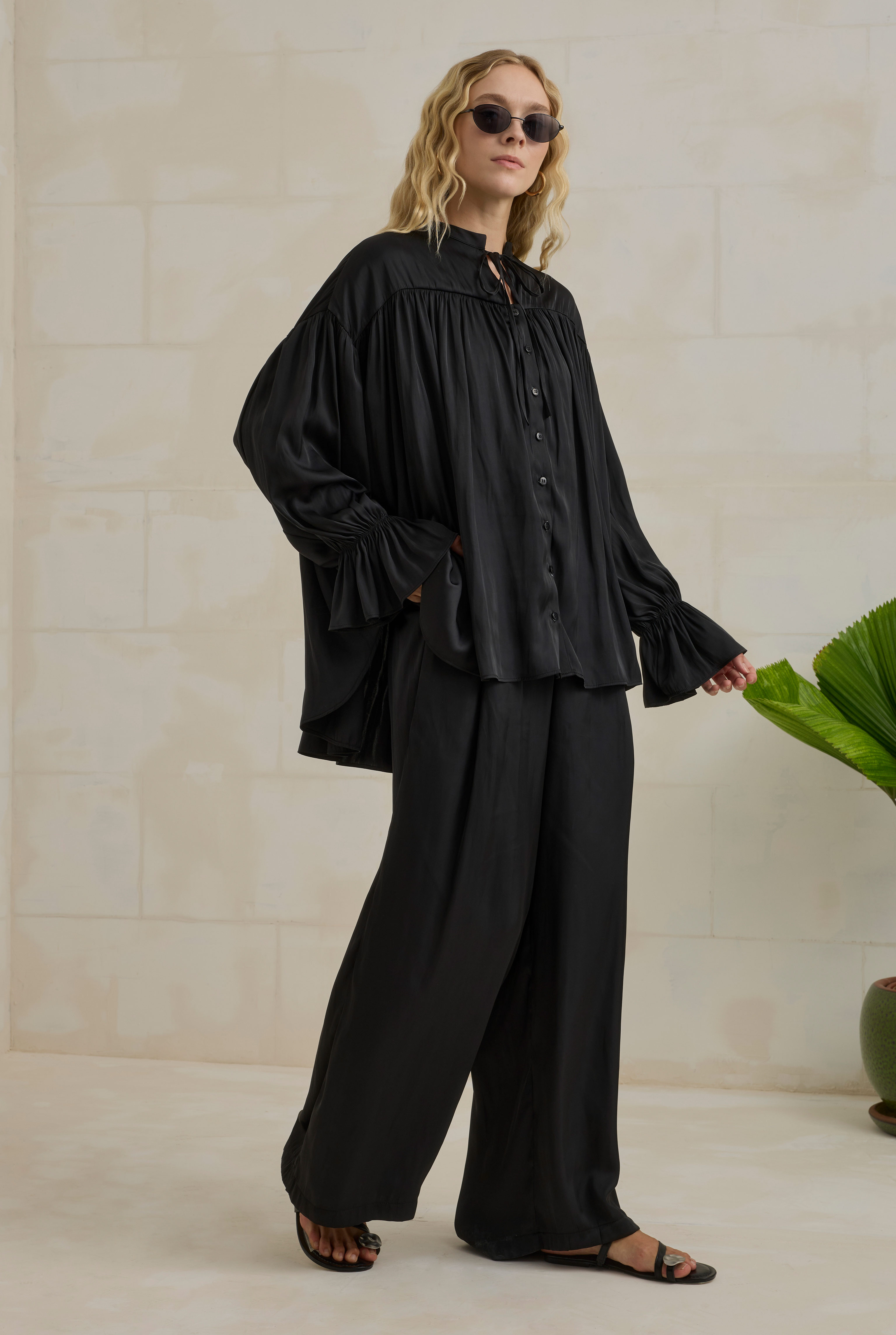 Gathered Sleeve Detailed Set Black - 3