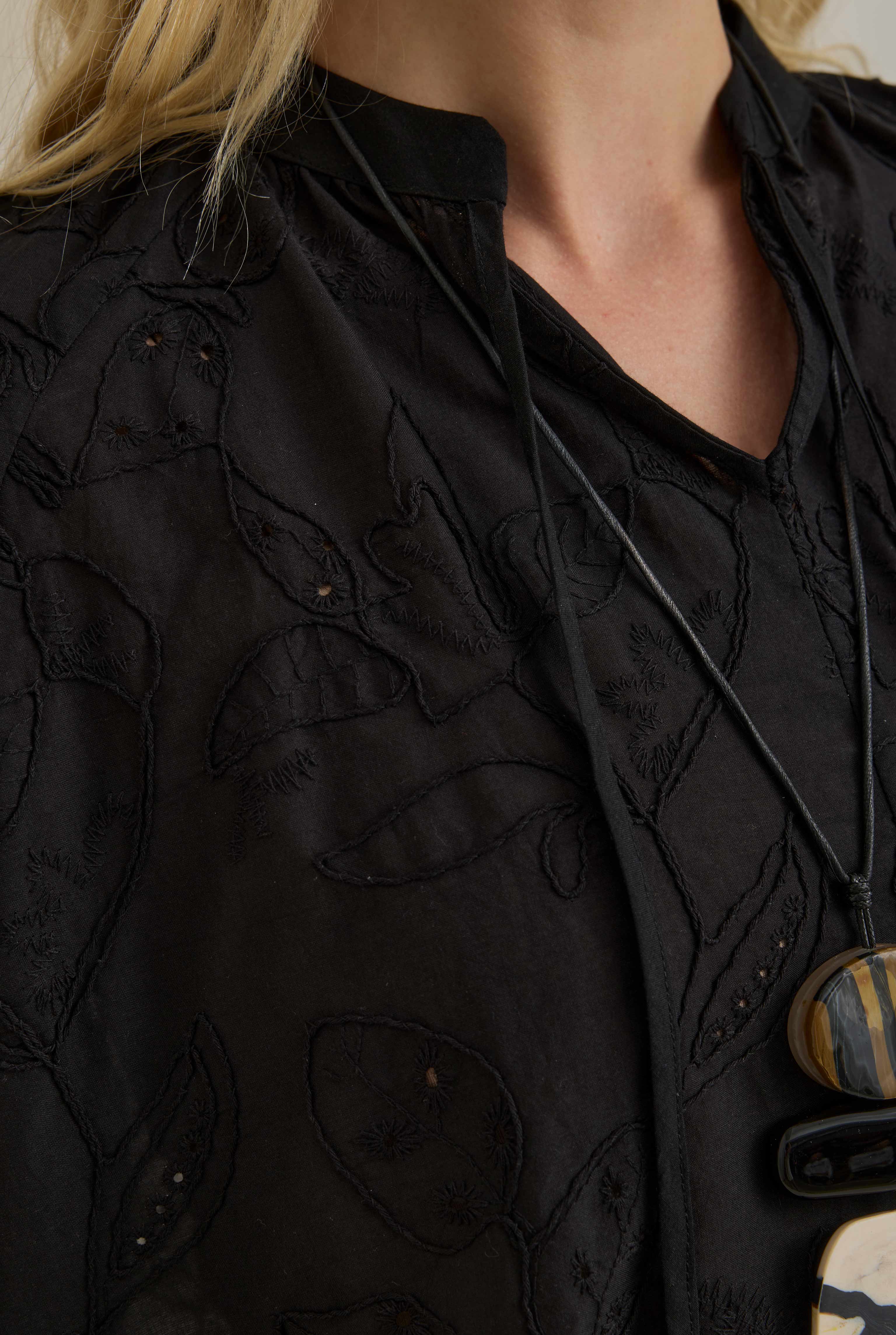 Guipure Tunic Black - 5