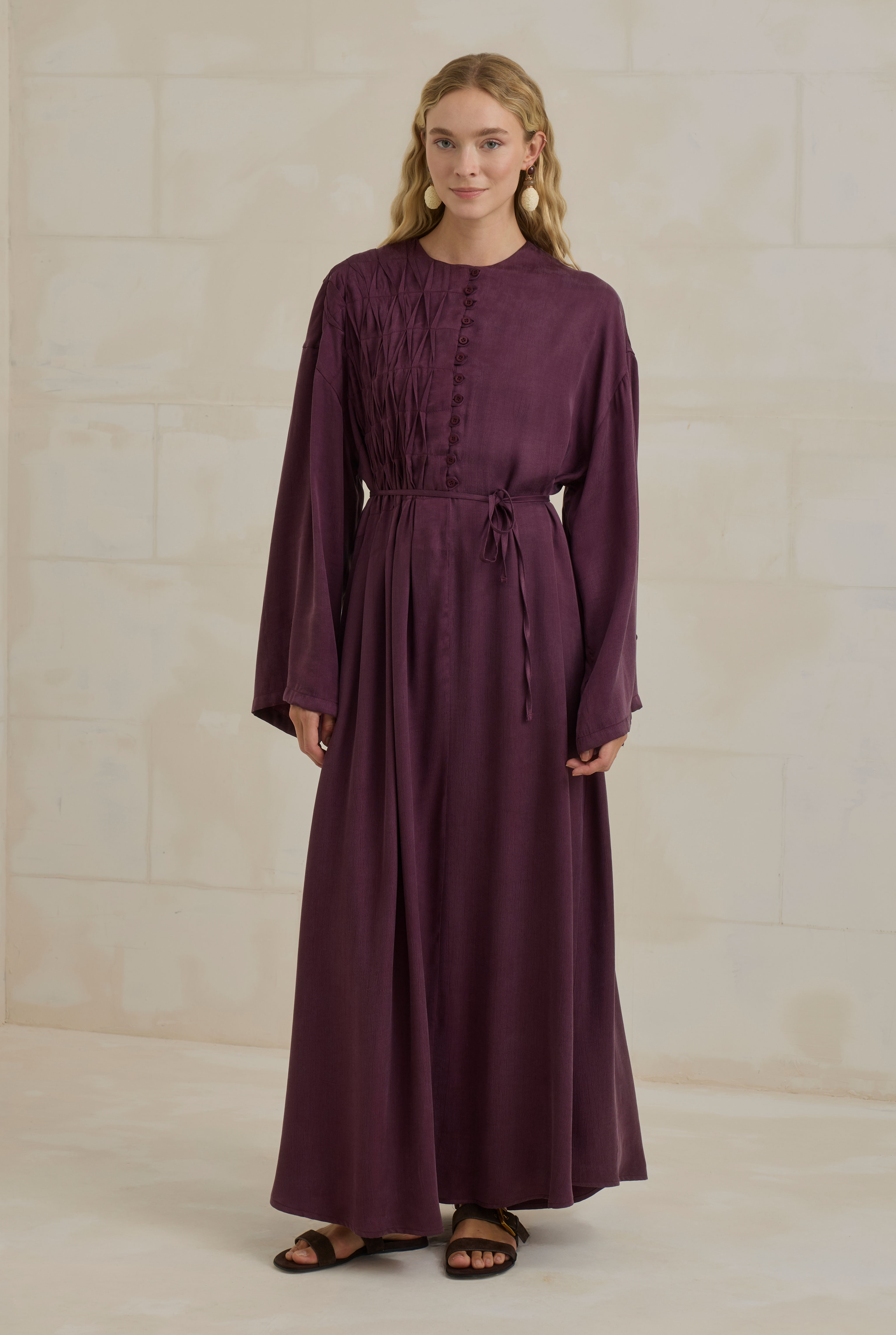 Pintuck Detail Lyocell Abaya Bordeaux - 2