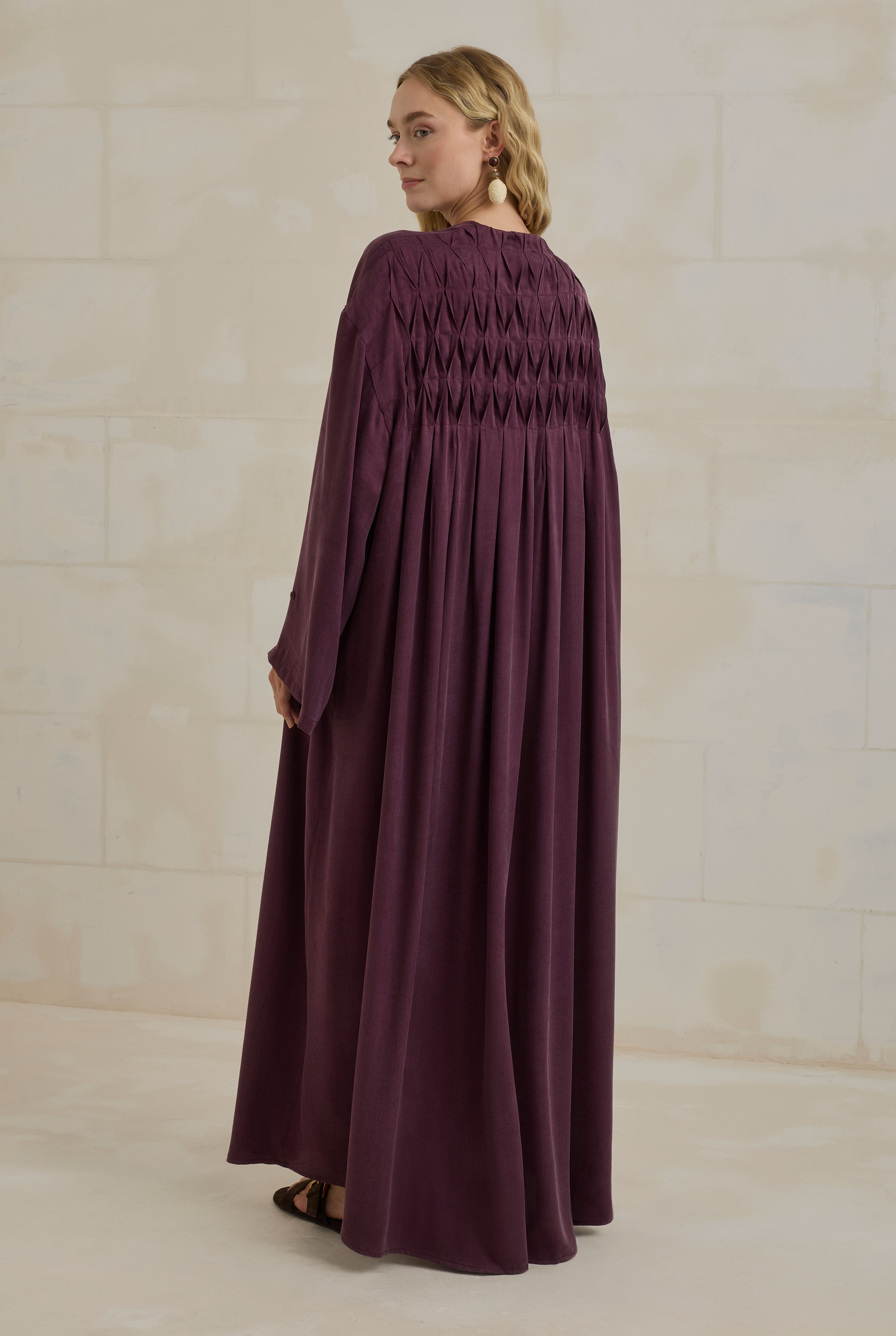 Pintuck Detail Lyocell Abaya Bordeaux - 3