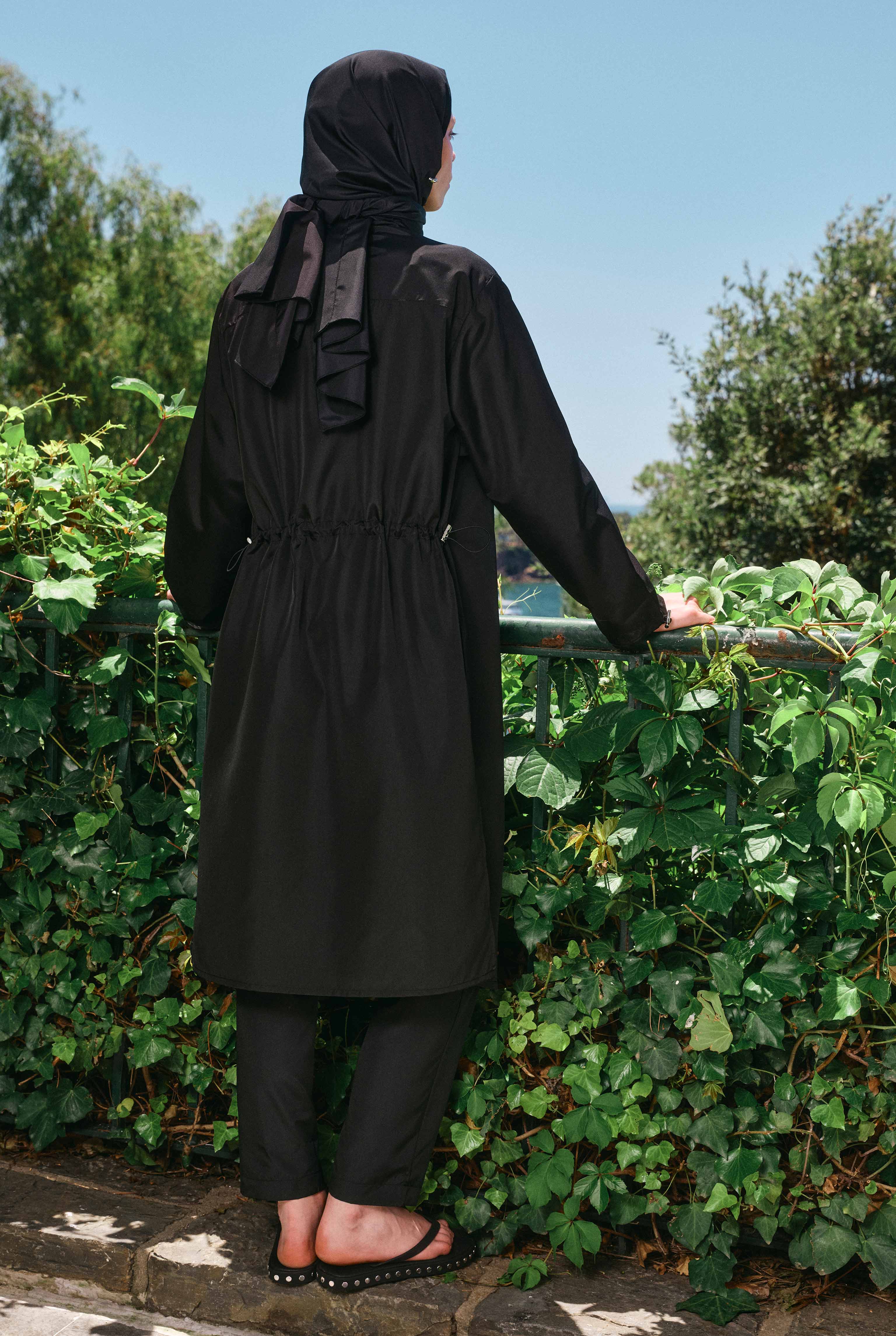 Long Swimwear Set with Windbreaker Detail Black - 6