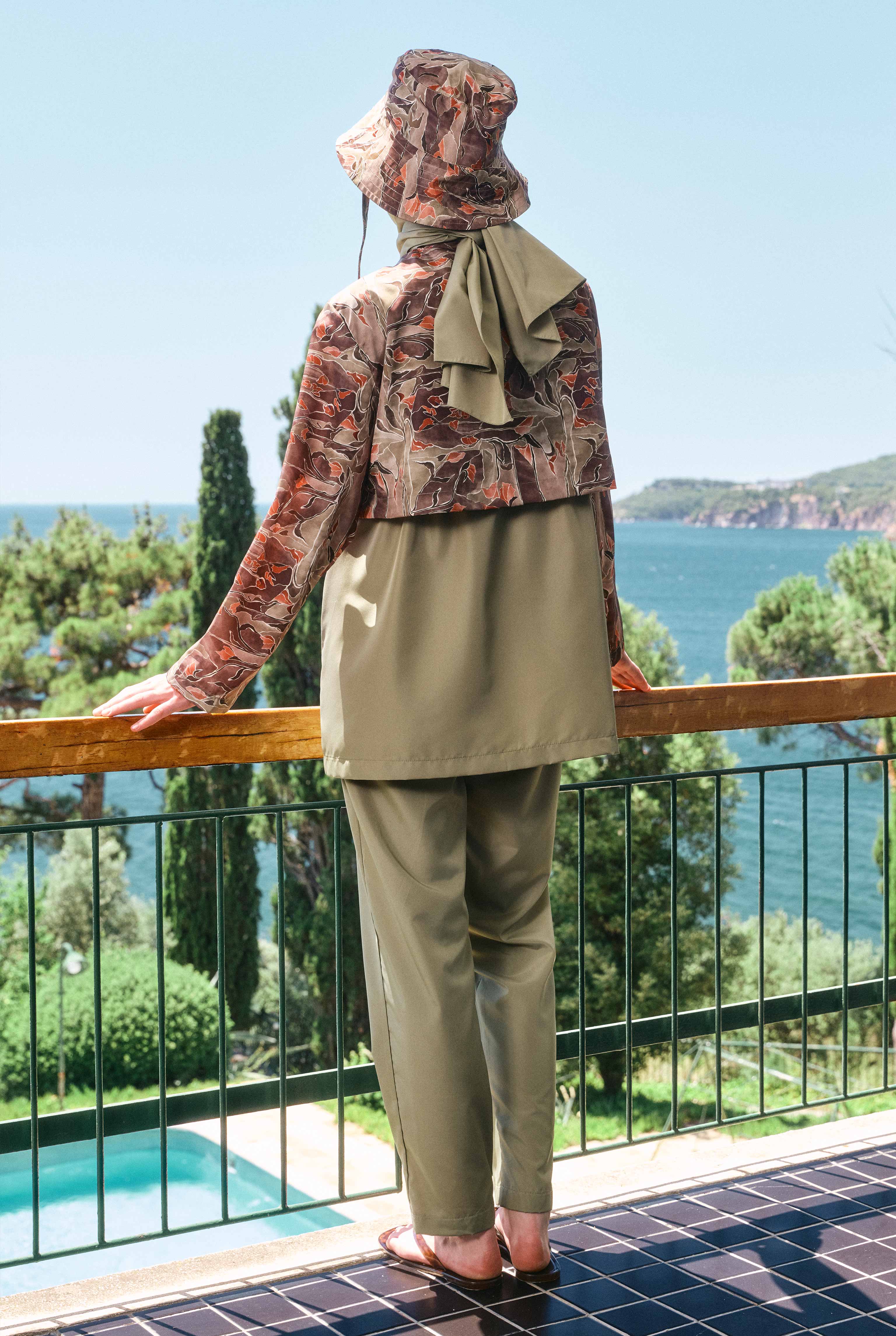 Desenli Kısa Yüzme Takımı Frame Bloom - 3